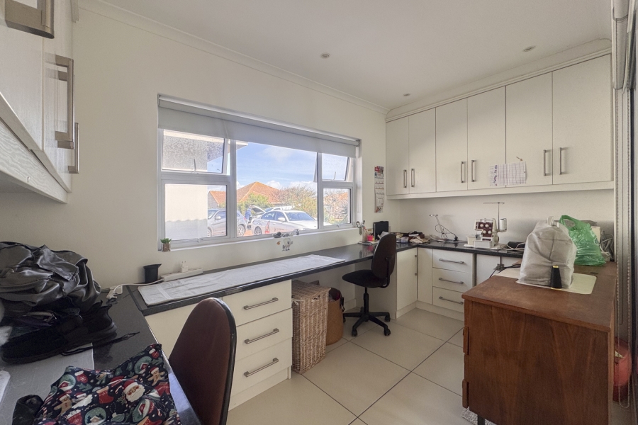 4 Bedroom Property for Sale in Langebaan Country Estate Western Cape